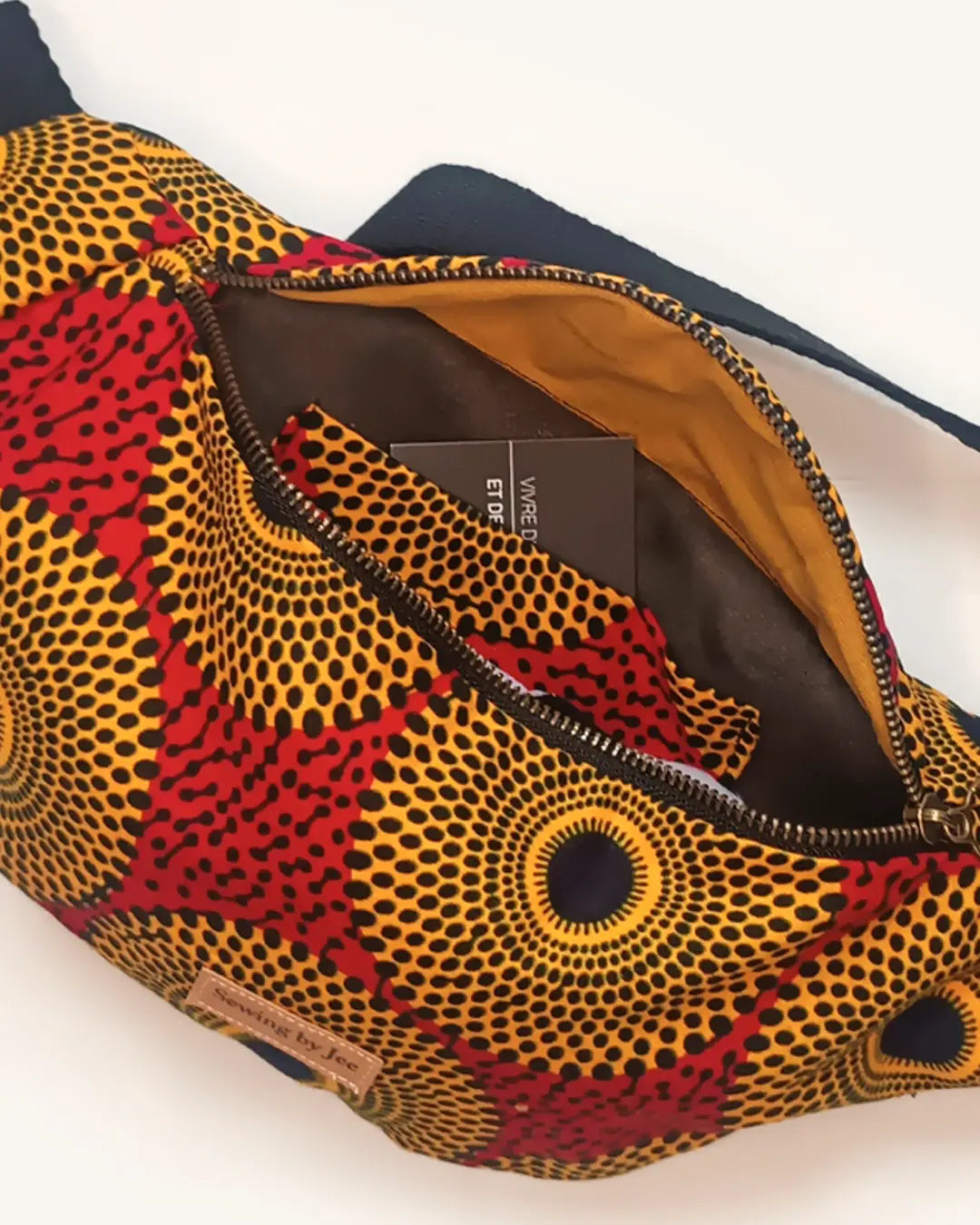 Sac Banane Zandu en Wax -
Sac Banane Zandu en Wax Sewing by Jee - Sac Banane en Wax