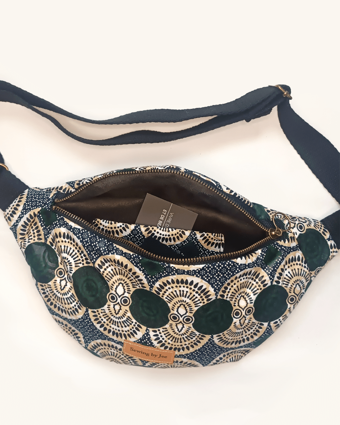 Sac Banane inaya en Wax -
Sac Banane inaya en Wax Sewing by Jee - Sac Banane en Wax